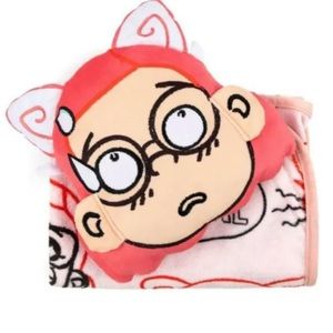 Disney Turning Red Meilin travel blanket & pillow set
